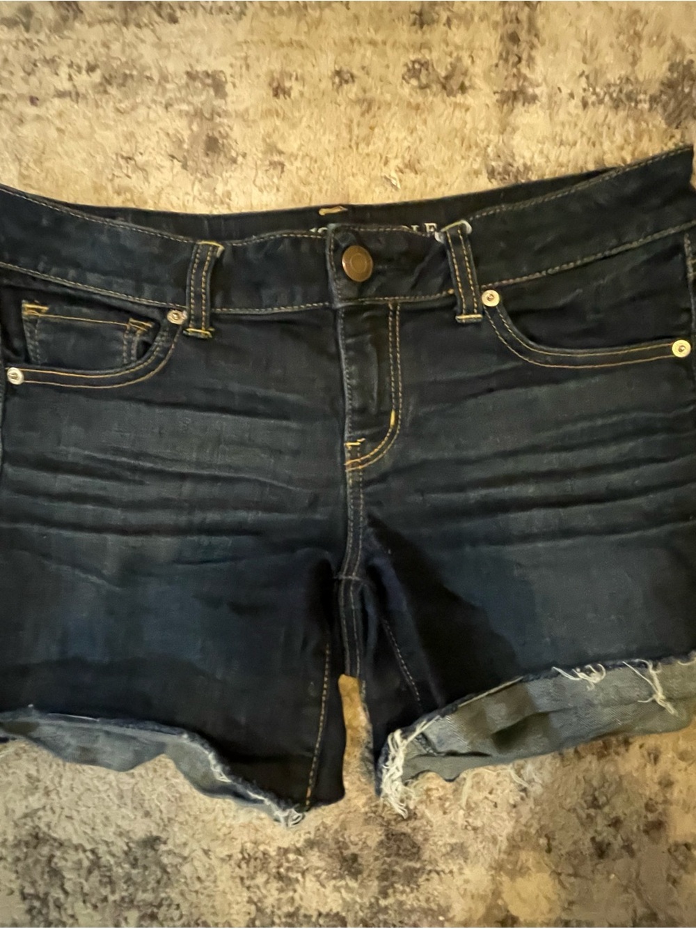American eagle Dark Wash Denim Women’s Roll-Hem Shorts